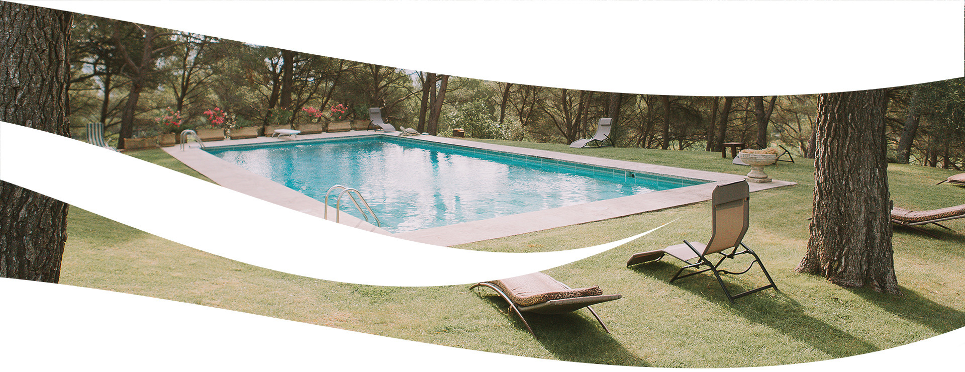 Installation entretien  piscine Draguignan Var